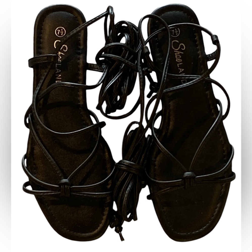 NWOT Shoe Land Size 7.5 Strap Sandals With Box Excellent Condition!